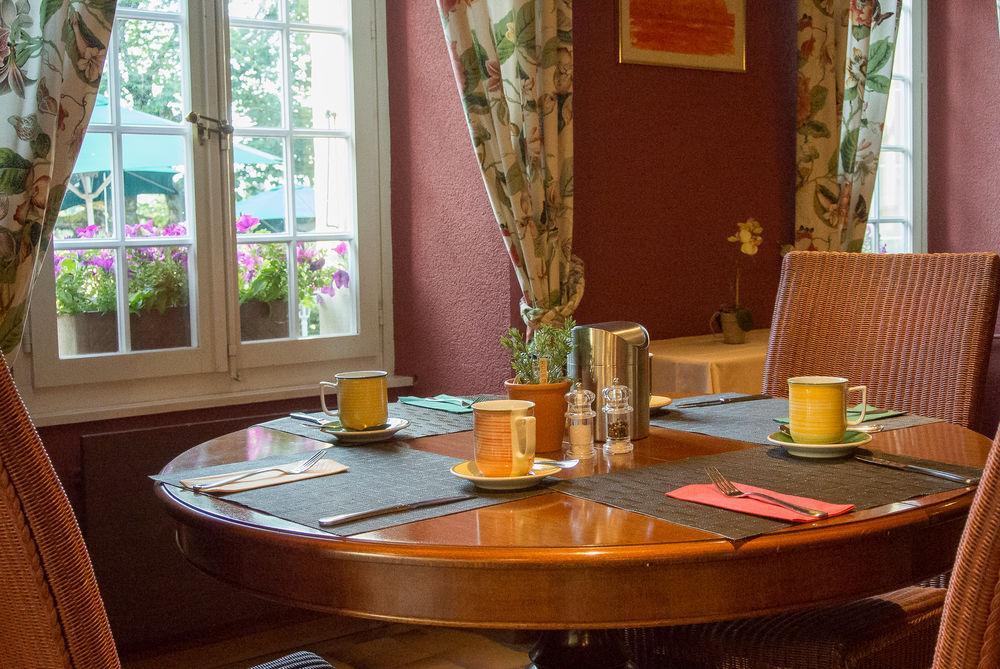 Hostellerie Les Chevreuils Лозанна Экстерьер фото