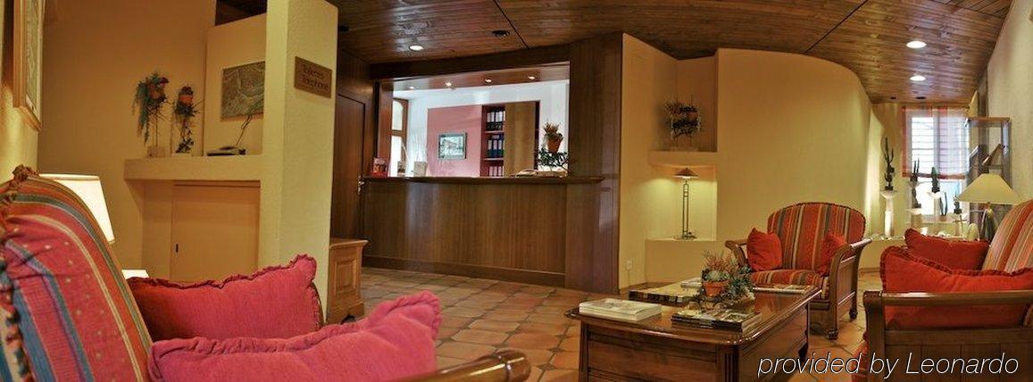 Hostellerie Les Chevreuils Лозанна Интерьер фото